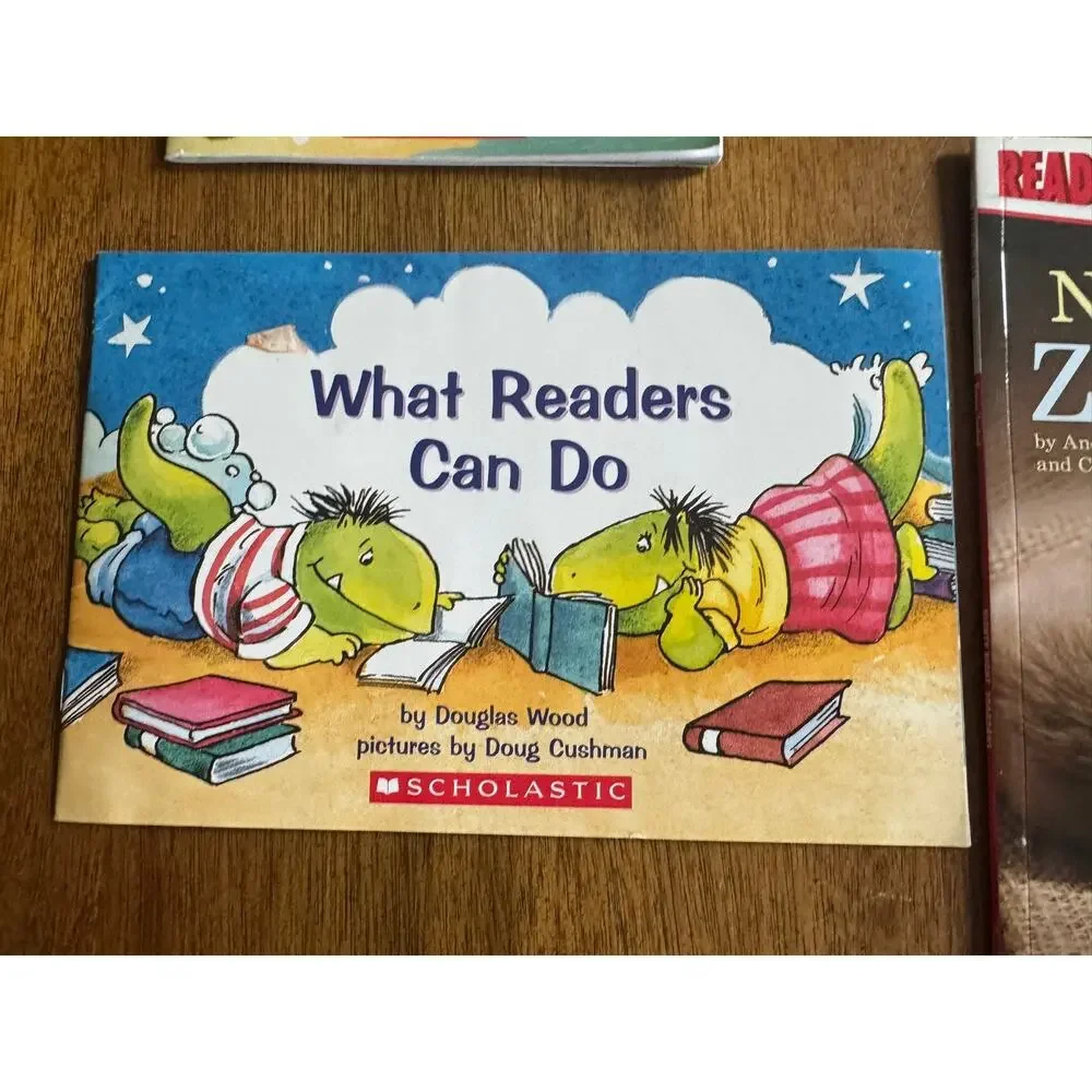 Scholastic Early Reader Book Lot 4 Level 1 Chicken ZooBorns Summer Reading